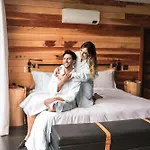 Ort Hotel